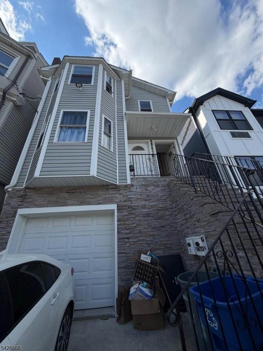 171 N 4Th St - Photo 1