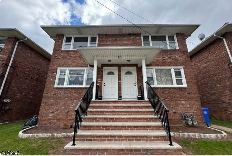 315 W Price St - Photo 1
