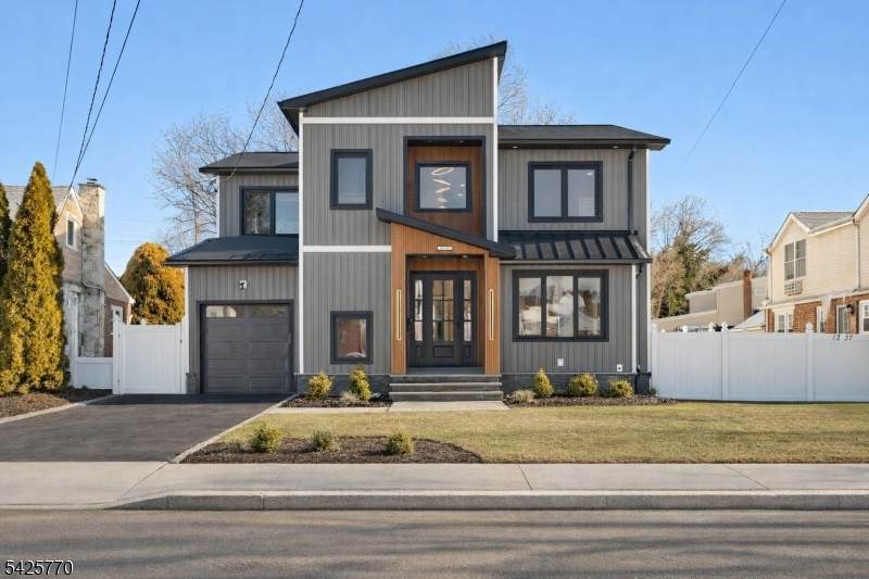 12 Western Dr - Photo 1