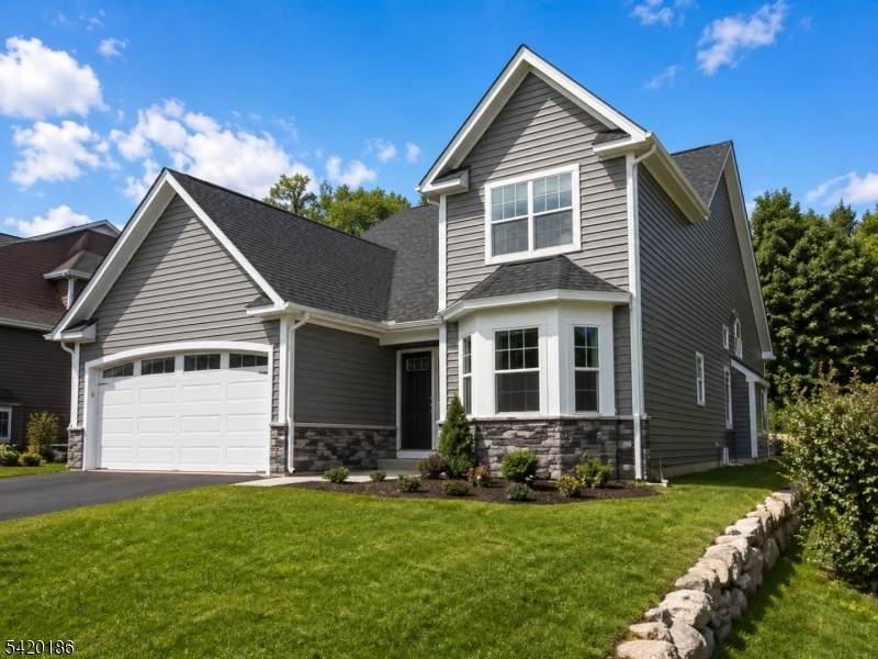 11 Bluffs Ct - Photo 1