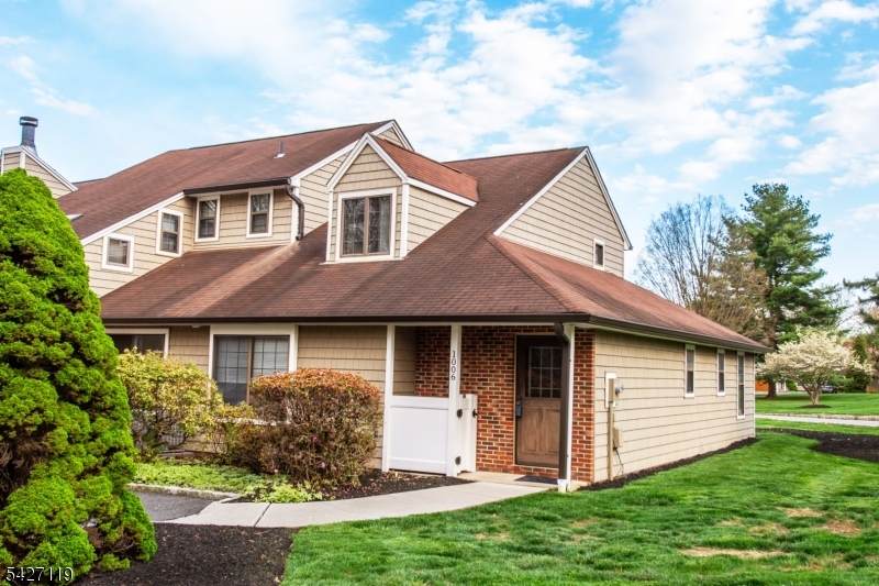 1006 Bryan Ct - Photo 1