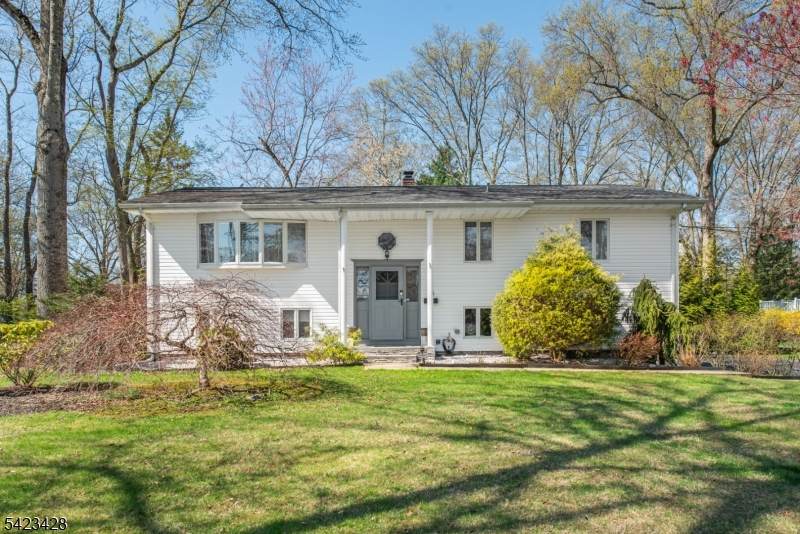14 Green Dr - Photo 1