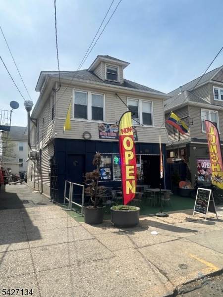 1036 North Ave - Photo 1