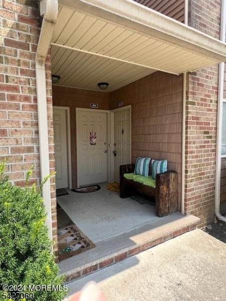 405 Cynthia Ct - Photo 1