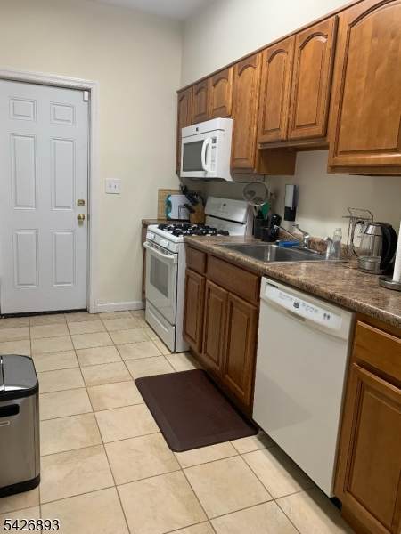 129 S 10Th St - Photo 1