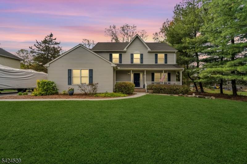 17 Revere St - Photo 1