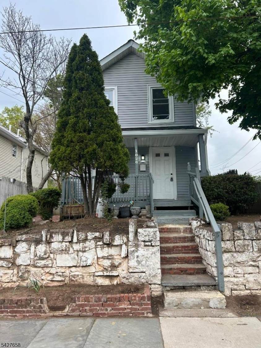 1026 W 3Rd St - Photo 1