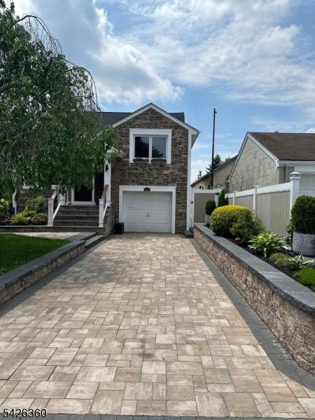 2837 Myrtle Ter - Photo 1