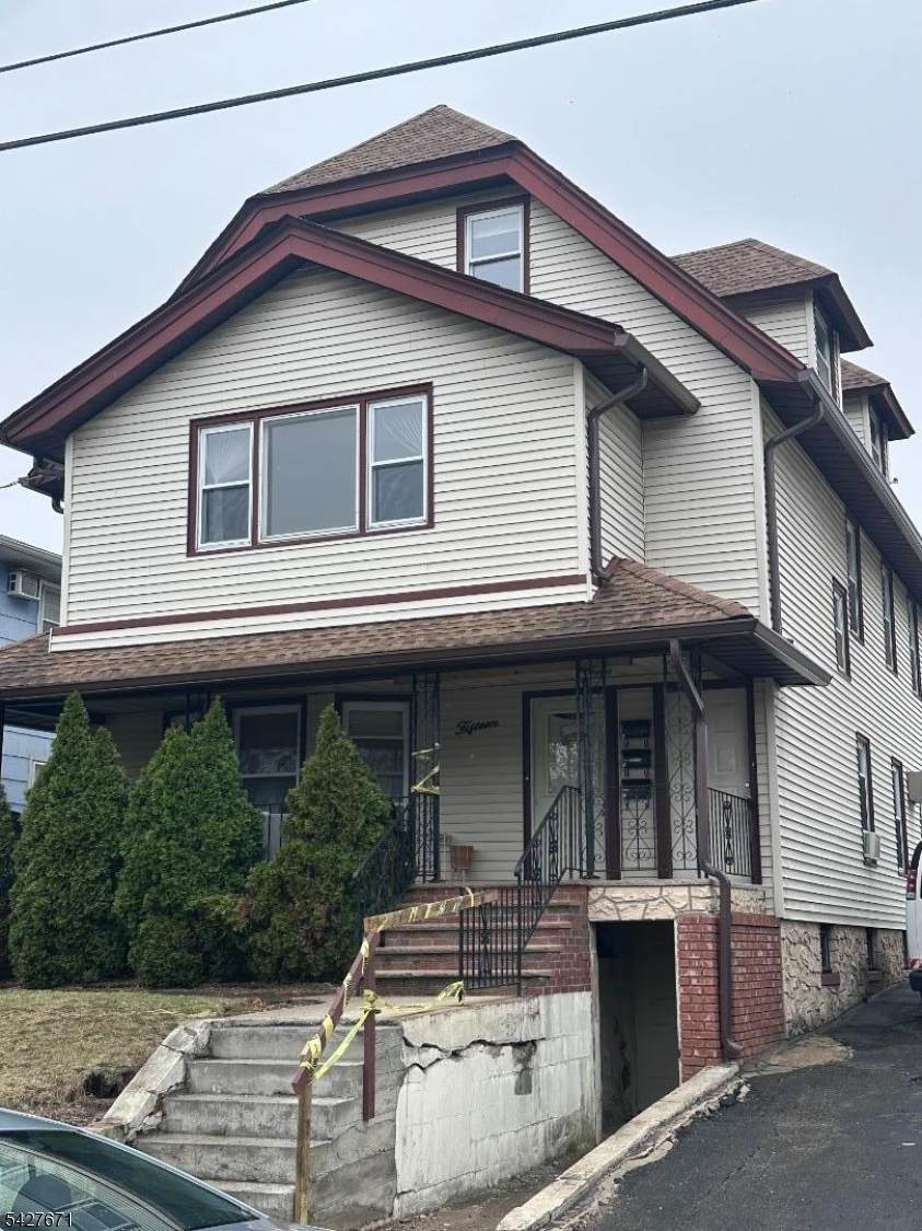15 Malone Ave - Photo 1