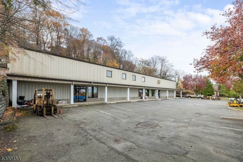 1190 Pompton Ave - Photo 1