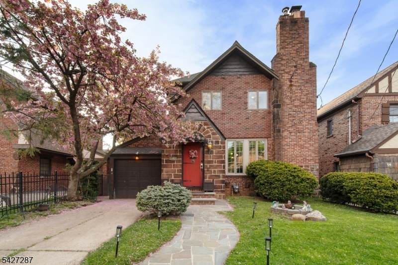 16 Summit Rd - Photo 1