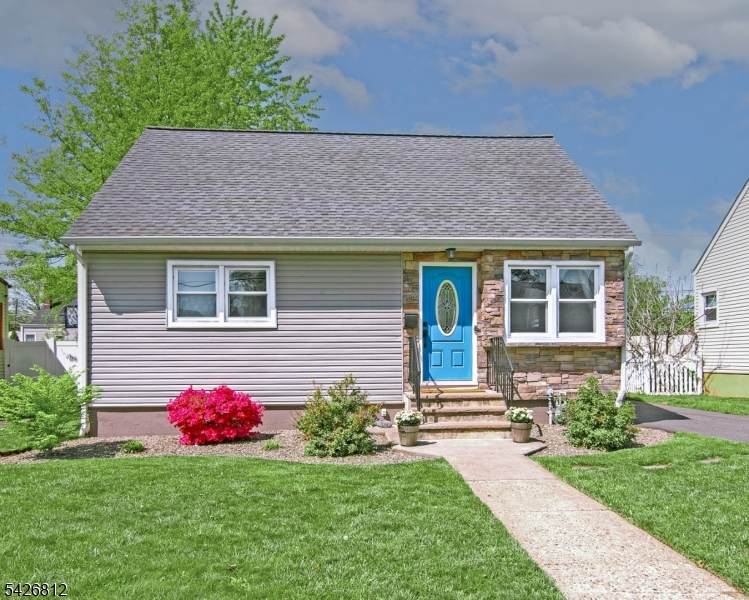 104 Hillcrest Ter - Photo 1