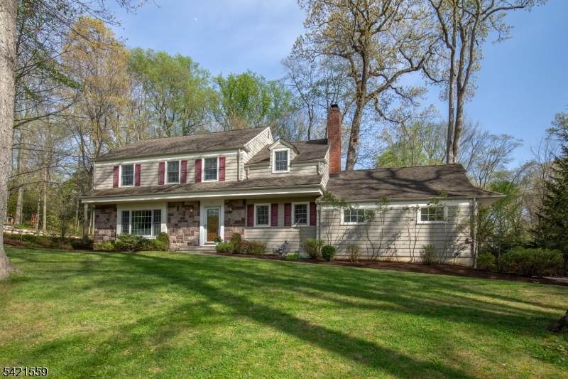 16 Crestview Terrace - Photo 1