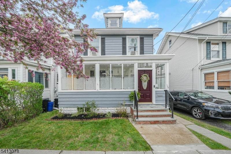 128 Rollinson St - Photo 1