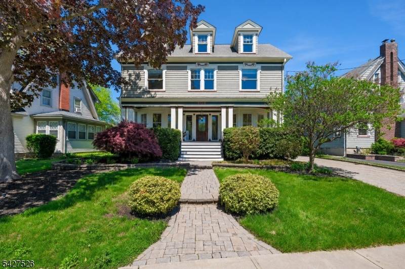506 Linden Pl - Photo 1