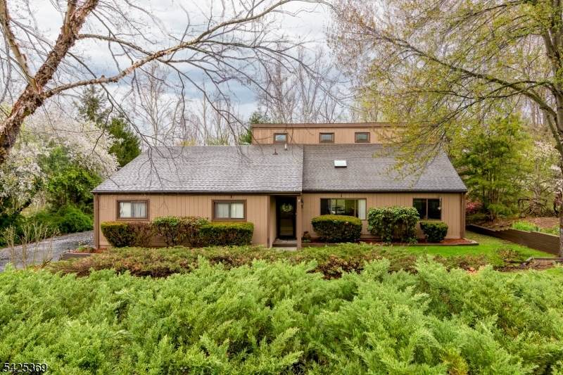 11 Fox Run Road - Photo 1