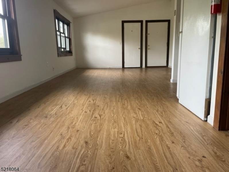 16 Walling Ave - Photo 1