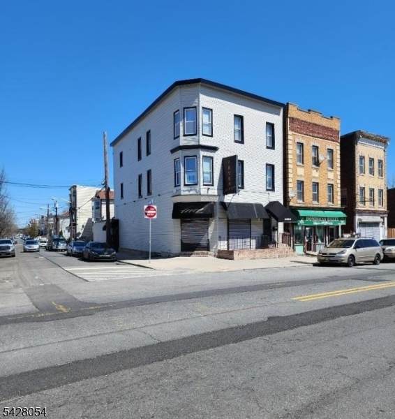 415 Central Ave - Photo 1