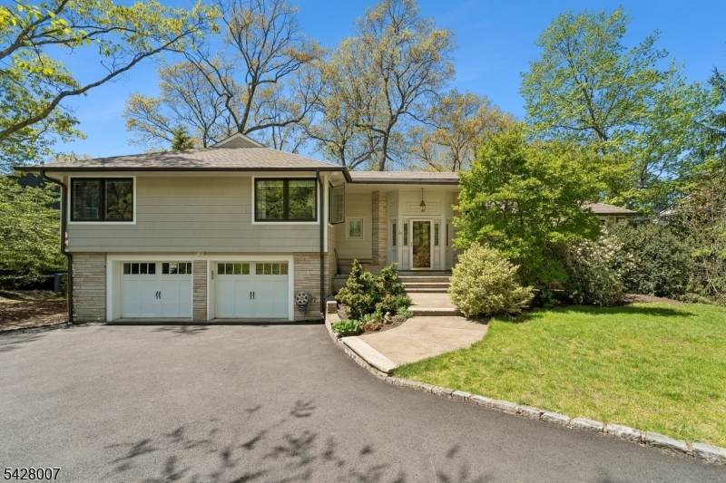 29 Knob Hill Dr - Photo 1