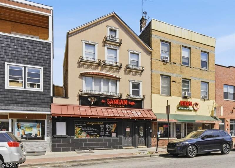 234 Harrison Ave - Photo 1