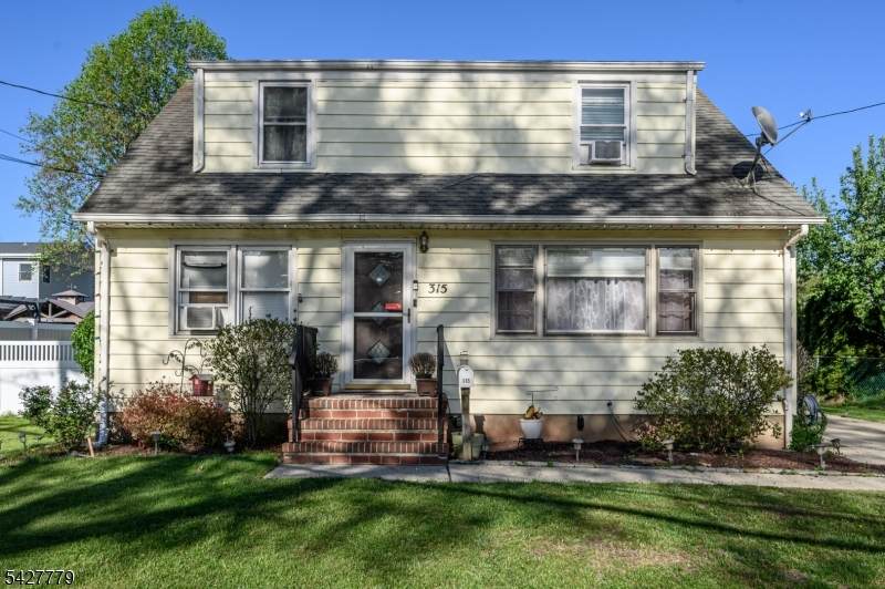 315 S 19Th Ave - Photo 1