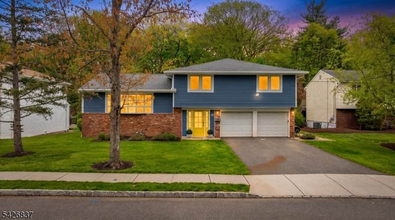 17 Wessman Dr - Photo 1