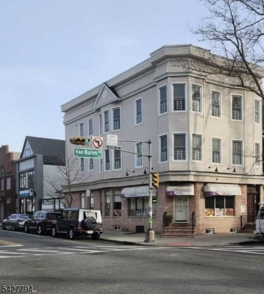 198 Van Buren St - Photo 1