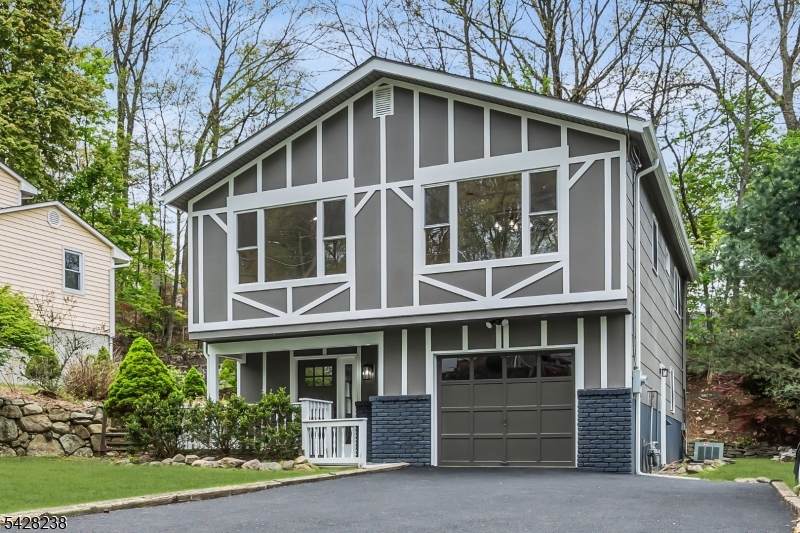 26 Laurie Rd - Photo 1