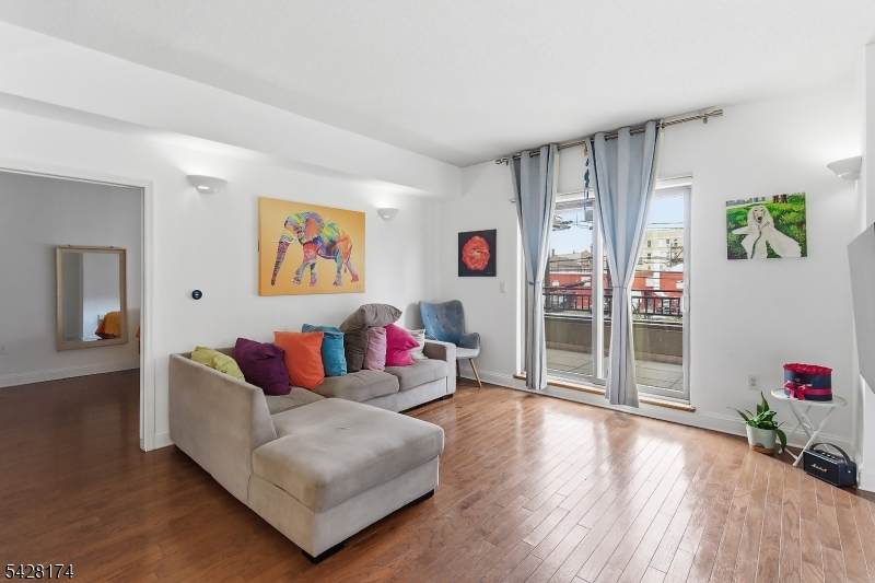 4315 Park Ave - Photo 1