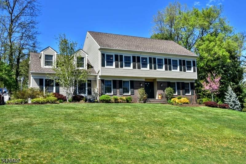 29 Cheryl Hills Dr - Photo 1