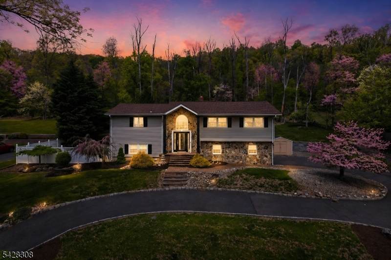 13 Forest Ln - Photo 1