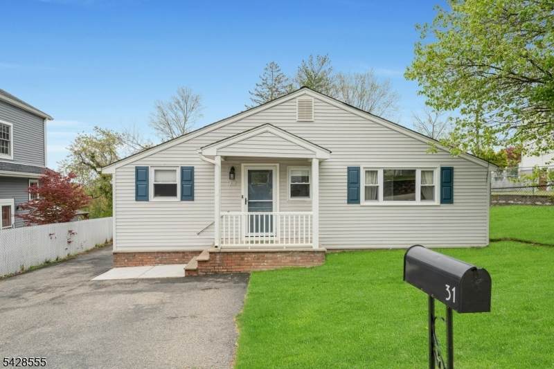 31 Roome St - Photo 1