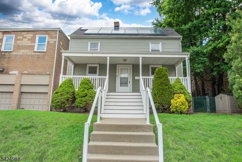 163 Valley St - Photo 1