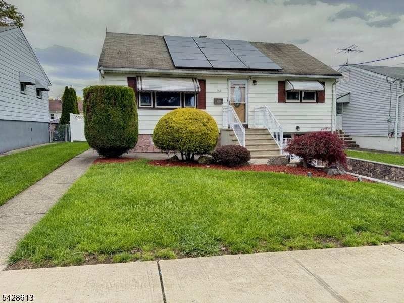 318 Cumberland Ave - Photo 1