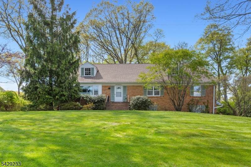 557 Taunton Rd - Photo 1