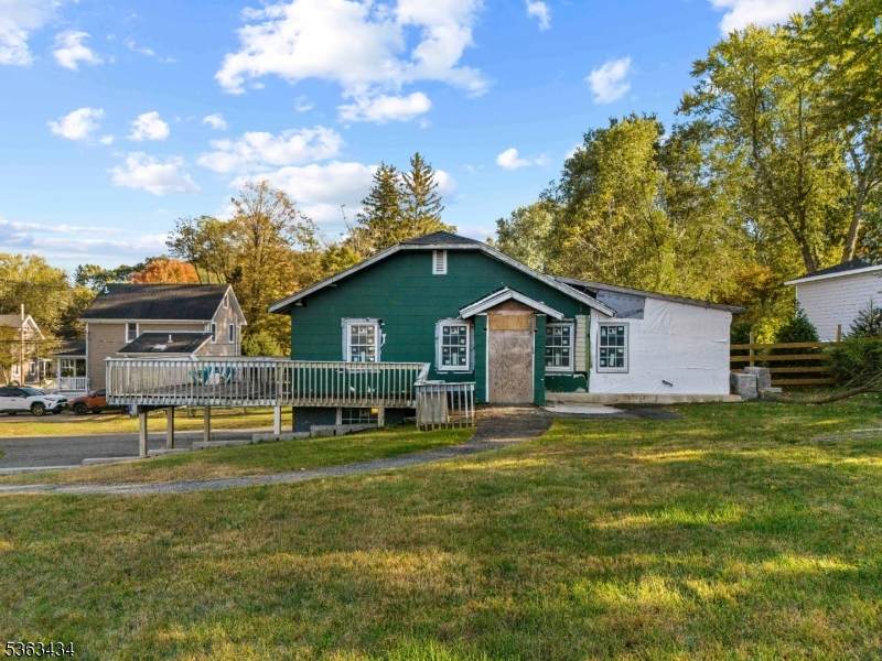 7 River Rd - Photo 1
