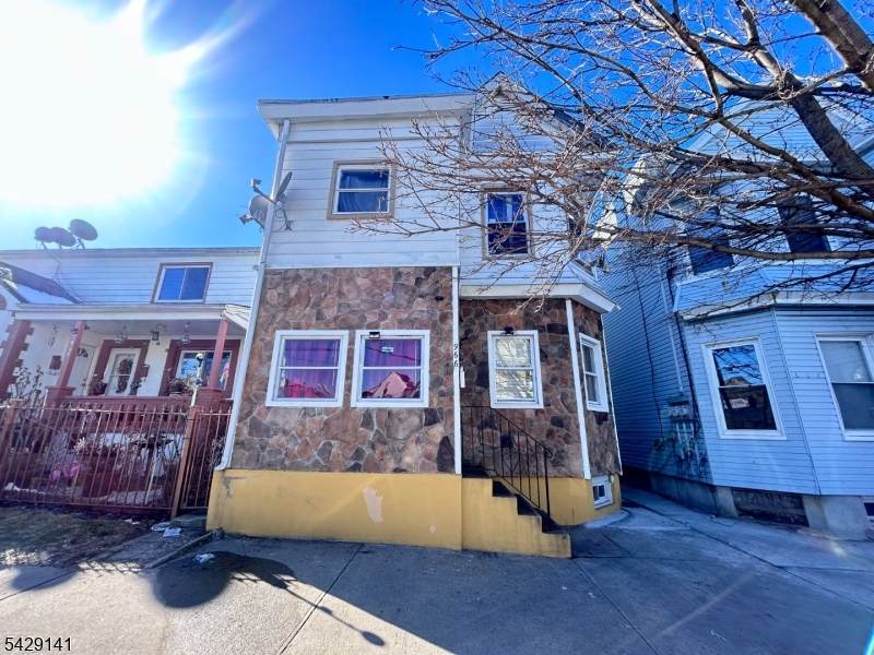 966 E 24Th St - Photo 1