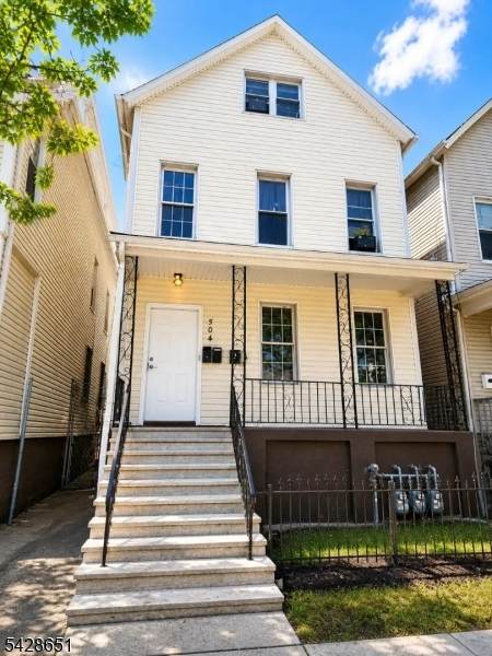 504 Bond St - Photo 1
