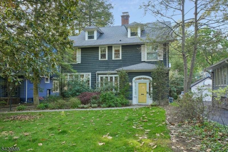 311 S Ridgewood Rd - Photo 1