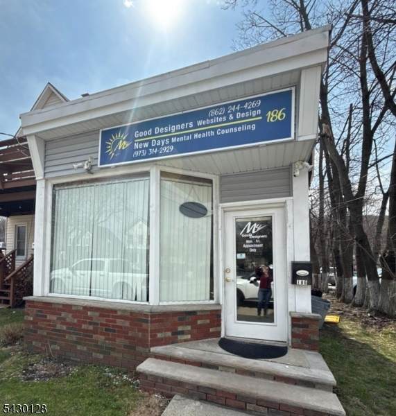 186 E Black Well St - Photo 1