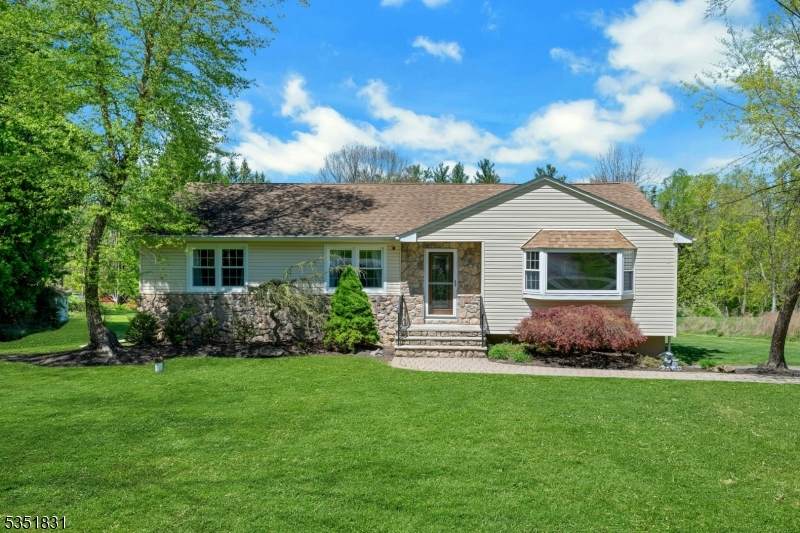 11 Lawrence Rd - Photo 1