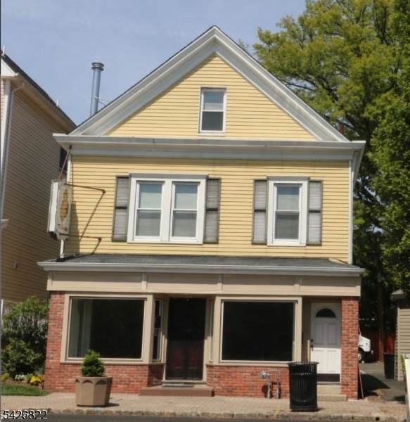 301 Franklin Ave - Photo 1