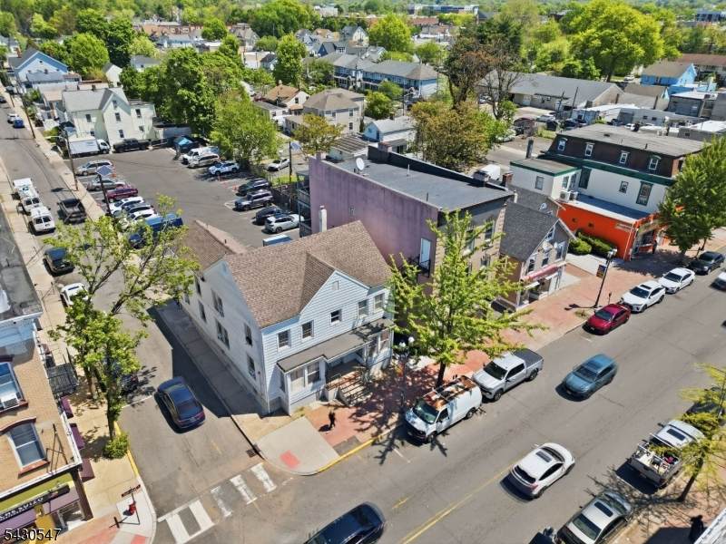 200 Somerset St - Photo 1