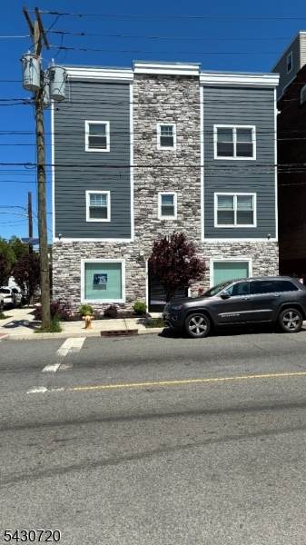 275 16Th Ave - Photo 1