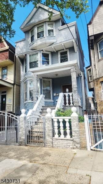 324 Clifton Ave - Photo 1