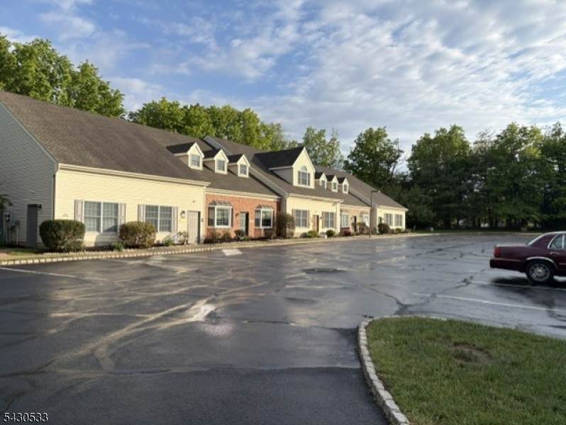 104 Towne Centre Dr - Photo 1