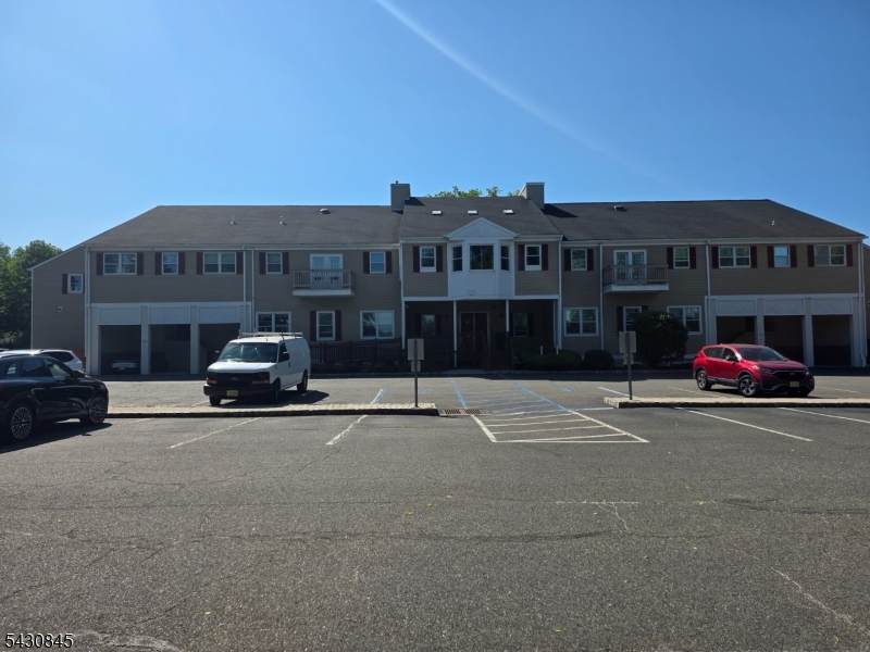 256 Columbia Tpke - Photo 1
