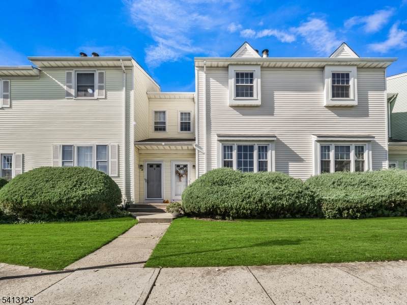 103 Park Ave - Photo 1