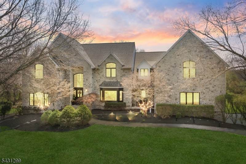 25 Carsdale Ct - Photo 1