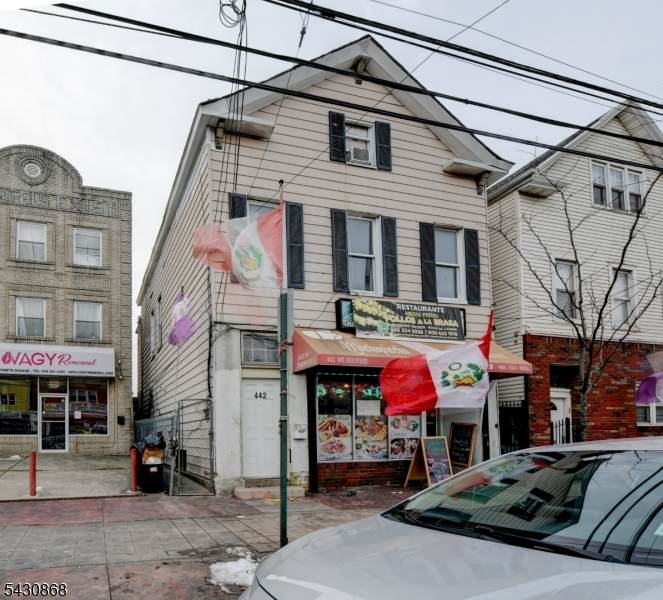 442 Elizabeth Ave - Photo 1